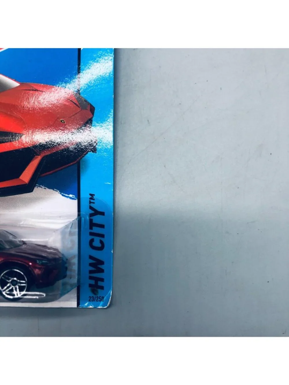 Hot wheels Lamborghini Urus Hw city 23/250 CFG93-07B3 red 2013 new READ